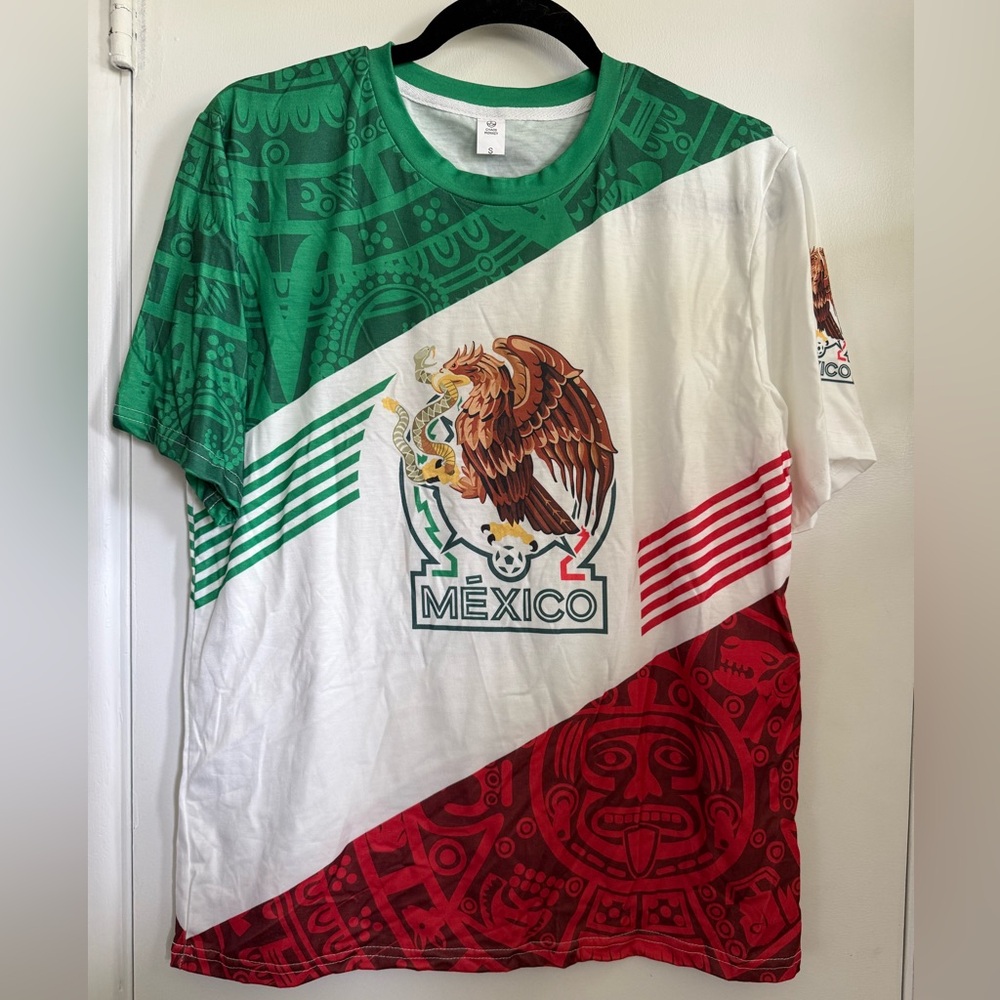 Chaos Monkey Mexico Graphic T-Shirt in Green, White, and Red